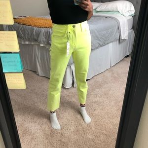 • Zara Hi-Rise Ankle Length Jeans - Neon Green •